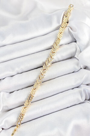 Pirinç Sıralı Ok Model Zirkon Taşlı Gold Renk VİP Seri Kadın Bileklik