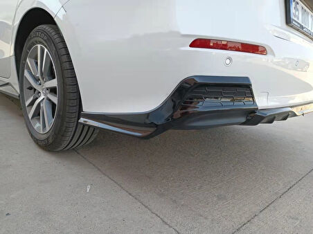 Honda Civic FE1 2020 İçin Uyumlu Arka Flap Takımı - Piano Black