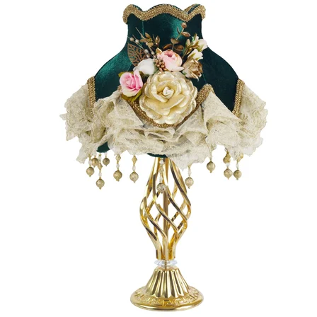 Hürrem Yeşili Kadife Kaplı Çiçek Süslemeli Başlık Gold Metal Burgu Ayaklı Klasik Abajur 50x30cm