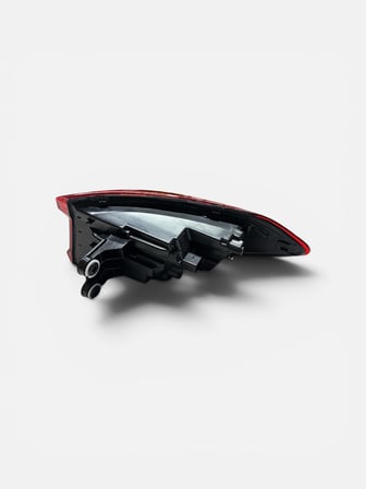 SEAT LEON CUPRA LEON SOL ARKA STOP LAMBASI LEDLİ 2020-2025