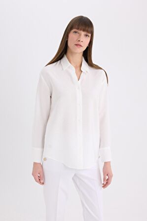 DeFacto Oversize Geniş Kalıp Basic Düz Uzun Kollu Beyaz Gömlek E4350AX25SPWT16
