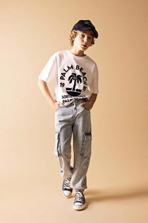 DeFacto Erkek Çocuk Oversize Fit Bisiklet Yaka Baskılı Kısa Kollu Tişört B8893A824SMWT34