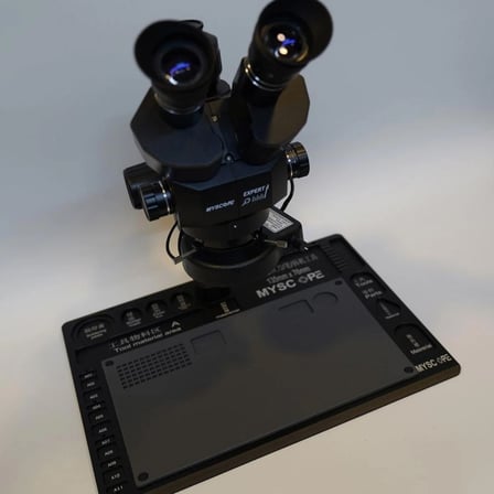 Myscope Td-7s Kamera Yuvalı Profesyonel Trioküler Siyah Kafa Tamir Mikroskobu ve LED Işıklı Geniş Siyah Çalışma Tablası (MY-7S)