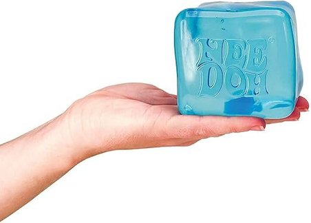 Schylling NeeDoh Nice Dağ - Dev Nice Cube Duyusal Sıkıştırma Oyuncağı - Super Solid Squish