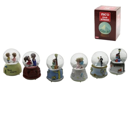 ORTA BOY - 8CM PİLLİ - IŞIKLI MÜZİKLİ KAR KÜRESİ CAM İNSAN FİGÜRLÜ - DESEN MİX RENKLİ HERHANGİ BİR TANESİ GÖNDERİLİR (5468)