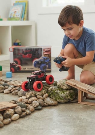 1:18 Ölçek Alloy Rock Crawler – RGB Işıklı Off-Road Uzaktan Kumandalı Araba
