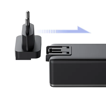 MCDODO MC-3181 3 In 1 10000mAh 30w Led Ekranlı Powerbank (dahili Geri Çekilebilir Kablo + Uk/us/eu Priz Uçları) Siyah