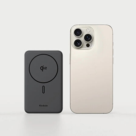 Mcdodo MC-6310 MagQ 2'si 1 Arada 10000mAh 20W Qi2 Manyetik Powerbank ve Katlanabilir Telefon Standı