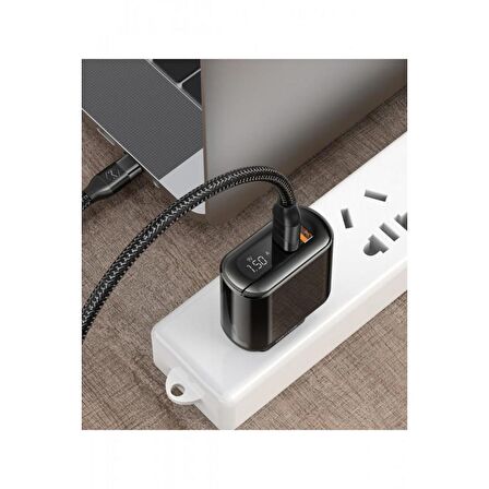 Mcdodo CH-7170 Type-C 18 Watt Hızlı Şarj Aleti Siyah