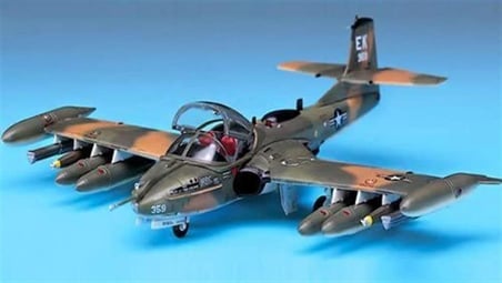 Academy Cessna A-37B Dragonfly Uçak Maketi 1/72 Gri