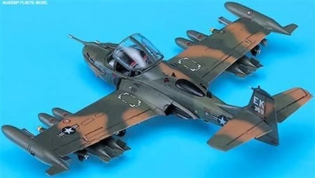 Academy Cessna A-37B Dragonfly Uçak Maketi 1/72 Gri