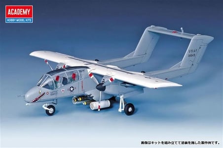 Academy OV-10 Bronco Uçak Maketi 1/72 Gri