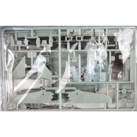 Academy Panavia Tornado Uçak Maketi 1/144 Gri