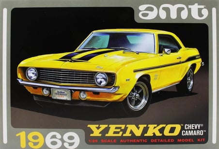 1/251969 Chevy Camaro (Yenko) Araba Maketi, AMT Model 1093