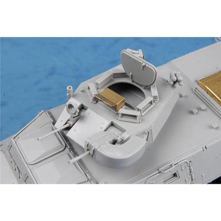 Trumpeter M1117 Guardian ASV Zırhlı Güvenlik Aracı Maketi 1/35 Ölçek Gri