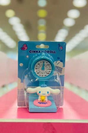Sanrio Lisanslı Cinnamoroll LED Mini Gece Lambası – Pilli Dekoratif Masa Üstü Aydınlatma 8 Cm