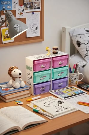 Snoopy Lisanslı Renkli Serisi Saklama Kutusu (7 Parça) – Çok Amaçlı Masaüstü Çekmeceli Düzenleyici 24.7 Cm