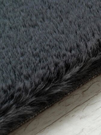 Tappeto Rex Tavşanı Dekoratif Post Peluş Halı Antrasit (Tüy Yüksekliği 22 mm)