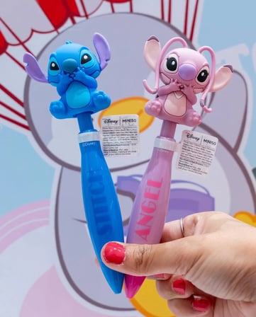 Disney Lisanslı Stitch Figürlü Tükenmez Kalem Akıcı Yazım 1.0mm 17,5 Cm