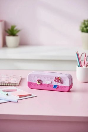 Disney Pixar Lisanslı Lotso 21,5 Cm Fermuarlı Kalemlik – Oymalı Özel Tasarım