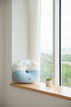 Sanrio Lisanslı Cinnamoroll Oturma Minderi Yumuşak Konforlu Dekoratif Tasarım 36x40 Cm