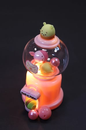 Disney Ufuf Lisanslı Winnie the Pooh Gece Lambası – Fanus Tasarımlı Yumuşak Işıklı Lamba 13 Cm