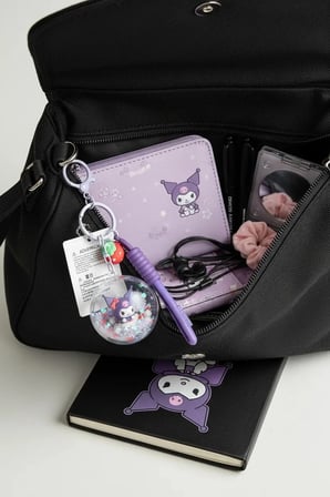 Sanrio Lisanslı Çilek Serisi Anahtarlık – Kuromi Cinnamoroll Figürlü Şık Tasarım 21 Cm