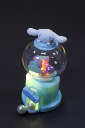 Sanrio Lisanslı Cinnamoroll Fanus Gece Lambası – Yumuşak Işıklı Zarif Tasarım 13,5 Cm