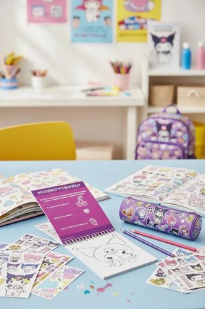 Sanrio Lisanslı Kuromi Mürekkepli Boyama Seti – Sihirli Parti Suyla Boyama