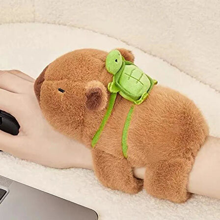 Sevimli Oturan Kapibara Capybara Bileklik Dekoratif Araba Aksesuarı Peluş Oyuncak 17 CM                                            
