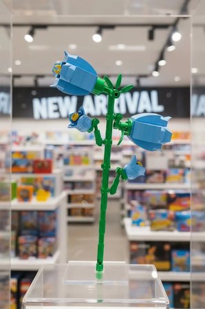 Miniso Lisanslı Çiçek Serisi Çan Çiçeği İnşa Blokları Seti ABS Dekoratif Çiçek Yapım Bloğu
