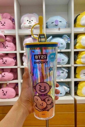 BT21 Lisanslı Holografik Tasarımlı Çift Cidarlı Pipetli Şişe Shooky 800 ml