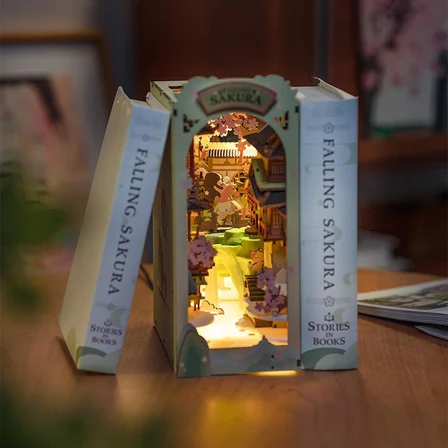 Rolife TGB05 Falling Sakura Kitap Köşesi Book Nook DIY Minyatür Maket Model Seti Mini Dollhouse 3D Model Kit Detaylı Dekoratif Hobi Seti 3D Puzzle Tiny House