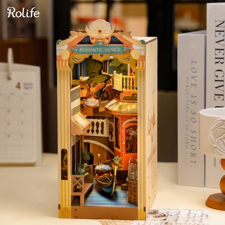 Rolife TGB08 Venedik (Romantic Venice) Kitap Köşesi DIY Minyatür Maket Model Seti Mini Dollhouse 3D Model Kit Detaylı Dekoratif Hobi Seti 3D Puzzle Tiny House