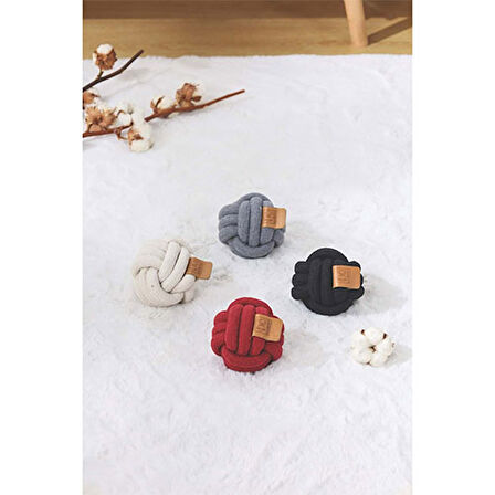 M-Pets Coto Örgü Top Köpek Oyuncağı Beyaz 9,5 Cm 