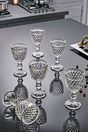 6’lı Elmas Kesim Desenli Ayaklı Cam Kahve Yanı Bardak Seti – Şık Sofra Sunumu ve Zarif Tasarım