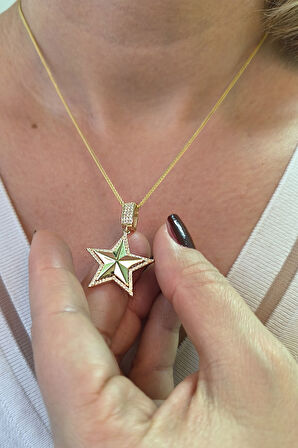 Taşlı Altın Yıldız Charm Kolye