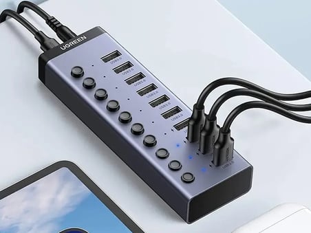 Ugreen 30779 CM482 10 Port Bağlantı Noktalı USB 3.0 HUB Çoklayıcı ve Şarj İstasyonu