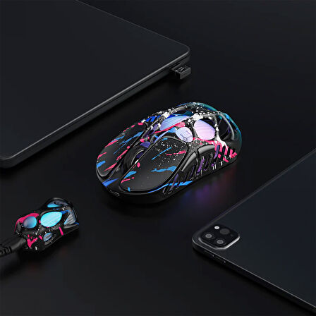 GravaStar Mercury XPro RGB 32K DPI Optik Gaming Mouse+8K Dongle, Kablosuz, Magnezyum Alaşımlı, Programlanabilir 5 Tuşlu, Özel Seri, Neon Graffiti