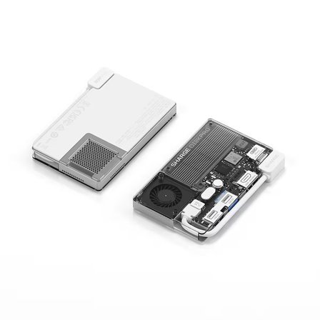 Sharge Disk Pro 1TB Dahili NVMe SSD’li Aktif Soğutmalı 5’i 1 Arada USB-C Çok Portlu Hub, 10Gbps Taşınabilir SSD, HDMI 2.1 ve USB-A Destekli