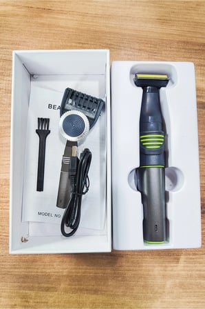 Vücut Tıraş Makinesi 0.5mm & V-880C Saç Kesme Makinesi - Hassas 2'li Bakım Seti