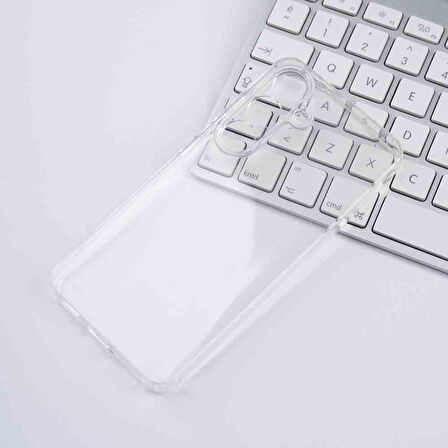 Samsung Galaxy S25 Uyumlu Şeffaf Silikon Kapak