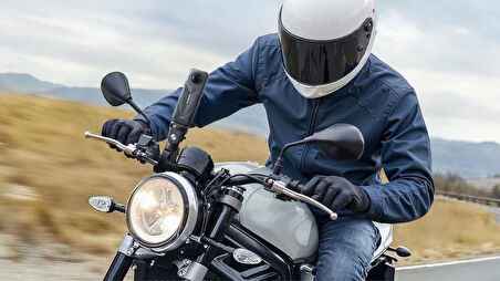 Insta360 X5 Motorcycle Bundle Aksiyon Kamerası
