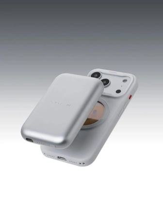 XTREM MagSafe E-Ink Ekranlı Akıllı Telefon Kılıfı İphone 17 Pro ve 18 Pro Uyumlu - Beyaz