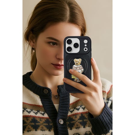 ZuckBear iPhone 17 Pro için Kılıf 3D Figürlü Pu Deri Yüzey Manyetik Şarj Destekli Kapak Aristo