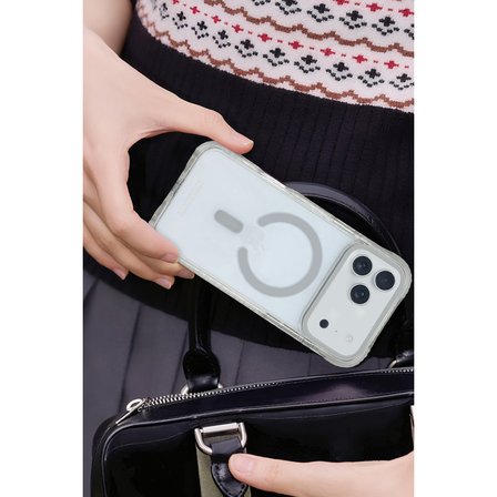 Santa Barbara Polo Racquet Club  iPhone 17 Pro Max  için Kılıf Magsafe Şarj Destekleyen Kenar Korumalı Şeffaf Rebecca Kapak