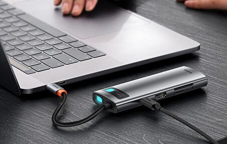 Baseus 100W 7in1 Çevirici Çoğaltıcı Adaptör, 3x USB, 1x Type C, 1x 60Hz HDMI, 1x TF-SD Girişli HUB