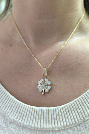Beyaz Mineli Altın Yonca Kolye