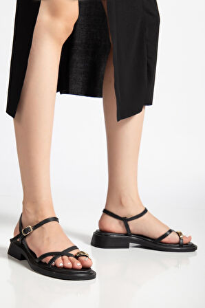 Kadın Siyah Gold Yüzük Detaylı Günlük Sandalet