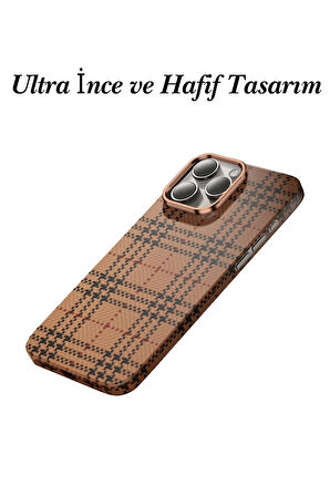 Fuchsia iPhone 15 Pro Max Uyumlu Scots Manyetik Şarj Destekli Çöl Titanyum Kılıf